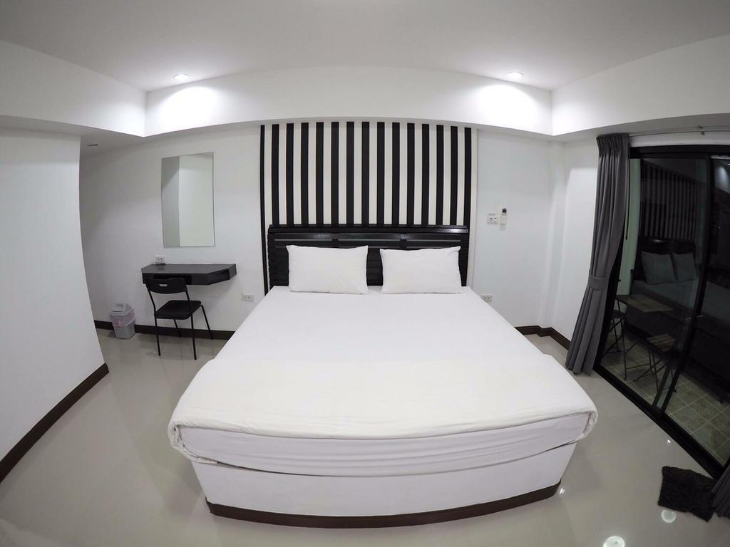 B.M.P Resort Khao Lak Exterior photo
