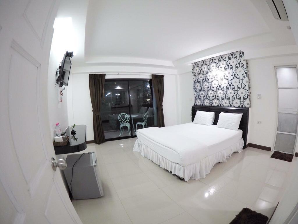 B.M.P Resort Khao Lak Exterior photo